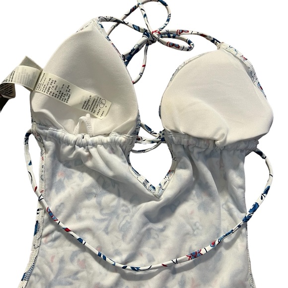 Abercrombie & Fitch one piece floral printed swimsuit with open back size M NWT - Picture 11 of 14